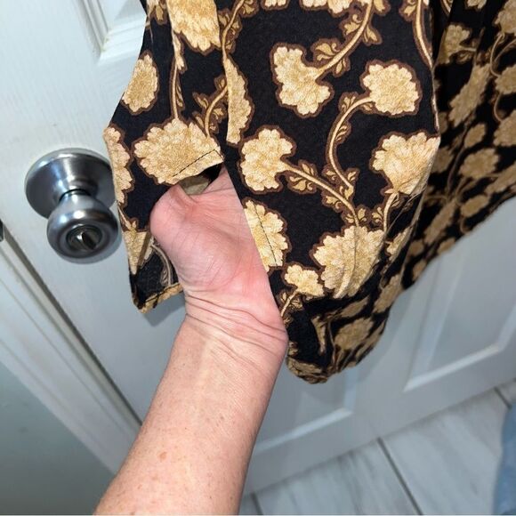 Free People Mia Floral Tie Neck Tunic Top w Long Sleeves & flowy Relaxed fit- XS - Picture 13 of 14